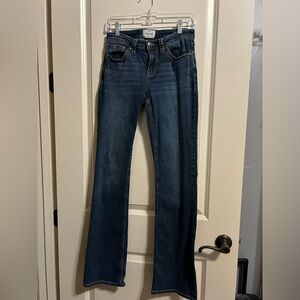 Shyanne dark wash bootcut jeans SIZE: 28